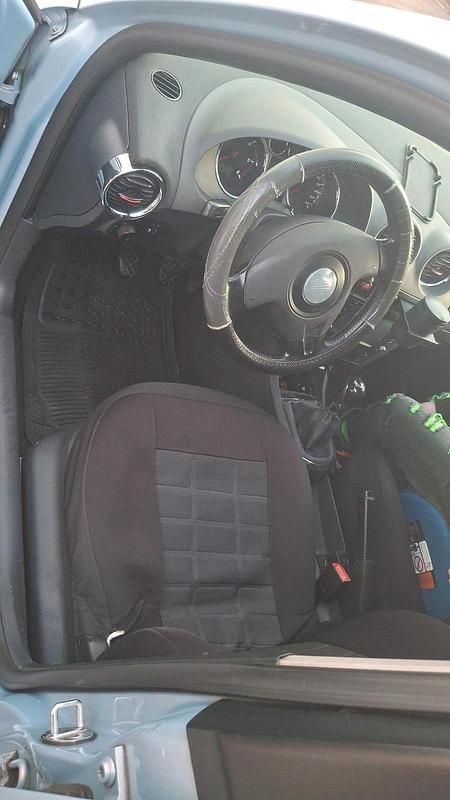 Gebraucht Seat Cordoba 101 PS (74 kW) 2005 Blau Kleinwagen