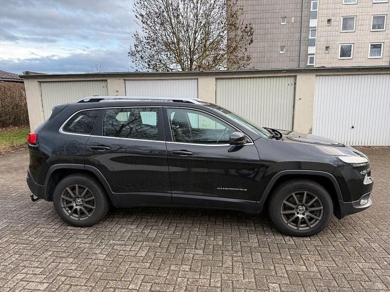 Gebraucht Jeep Cherokee 140 PS (102 kW) 2014 Schwarz SUV