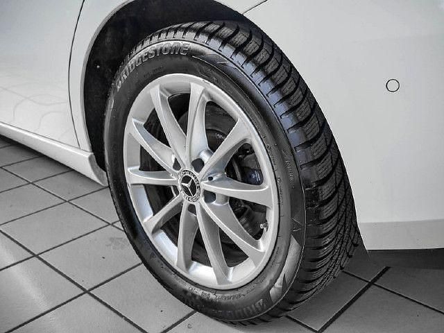 Gebraucht Mercedes B250e 218 PS (160 kW) 2022 Van / Kleinbus