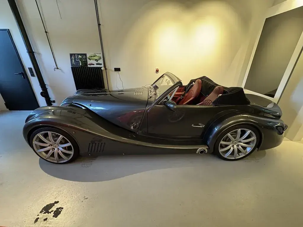 Gebraucht Morgan Aero 8 367 PS (269 kW) 2010 Aston martin meteorite silver Cabrio
