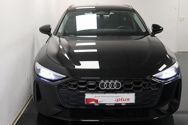 Gebraucht Audi A5 Ambiente 150 PS (110 kW) 2025 Mythosschwarz metallic Coupé