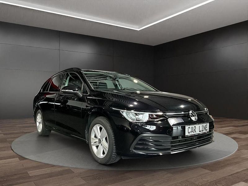 Gebraucht VW Golf VII Life 150 PS (110 kW) 2021 Schwarz Kleinwagen