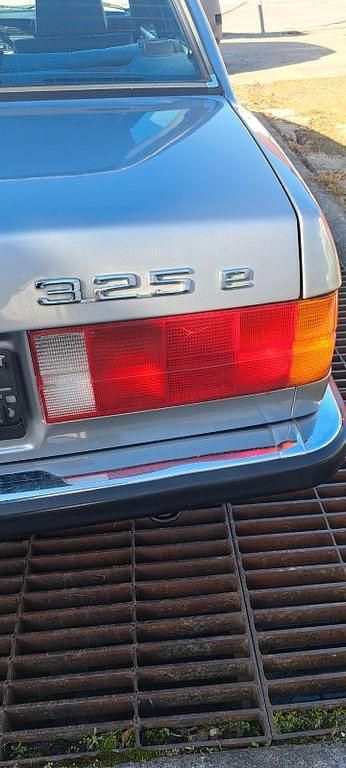 Gebraucht BMW 325 128 PS (94 kW) 1987 Grau Coupé