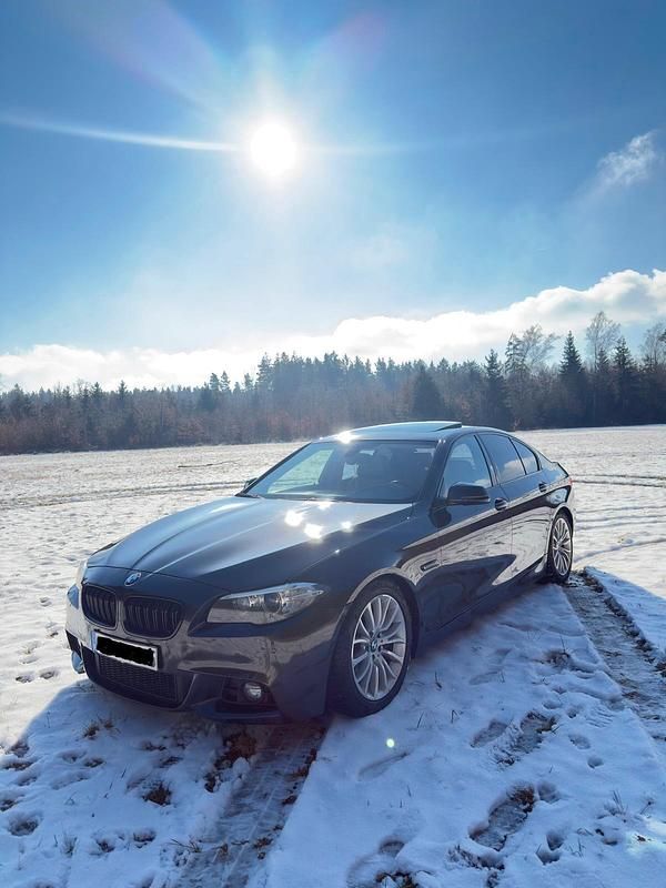 Gebraucht BMW 535 Comfort Edition 313 PS (230 kW) 2013 Braun Limousine