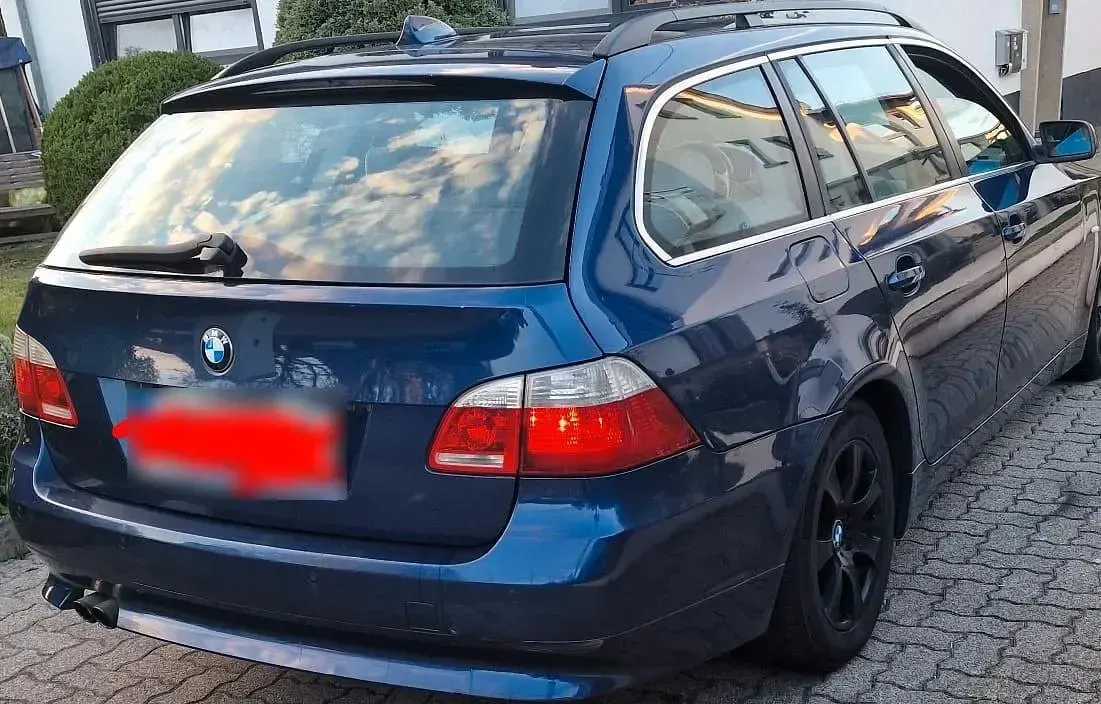 Gebraucht BMW 525 220 PS (161 kW) 2006 Blau Kombi