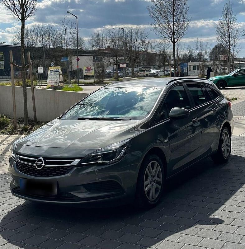 Gebraucht Opel Astra 110 PS (80 kW) 2018 Grau Kombi