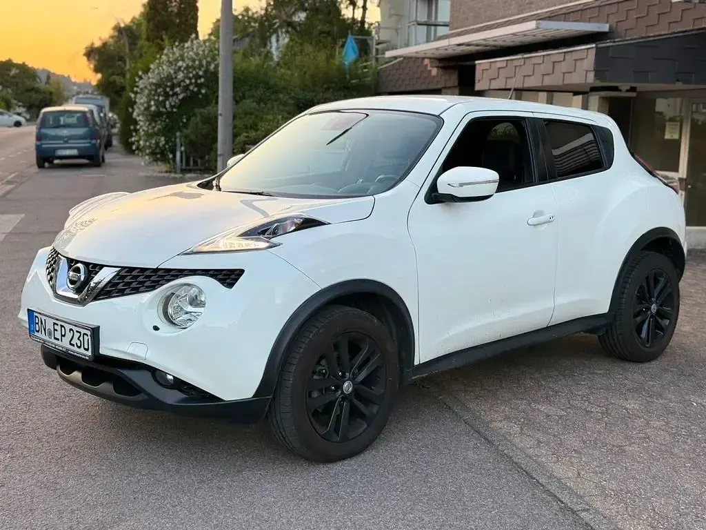 Gebraucht Nissan Juke N-Connecta 117 PS (86 kW) 2017 Weiß SUV