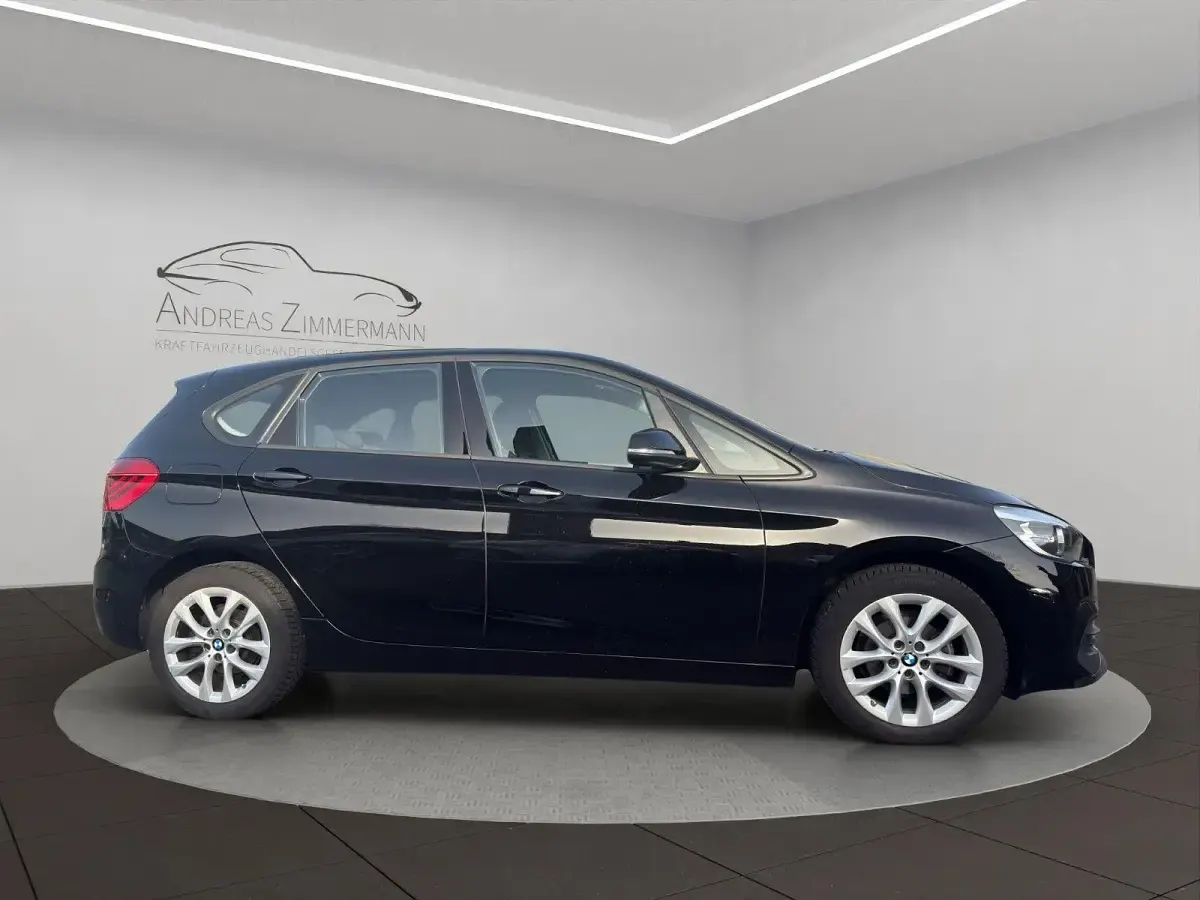 Gebraucht BMW 216 Active Tourer Performance 109 PS (80 kW) 2019 Schwarz Van / Kleinbus