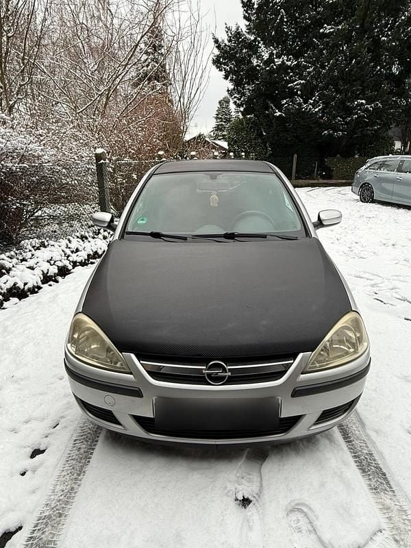 Gebraucht Opel Corsa 75 PS (55 kW) 2004 Silber Kleinwagen