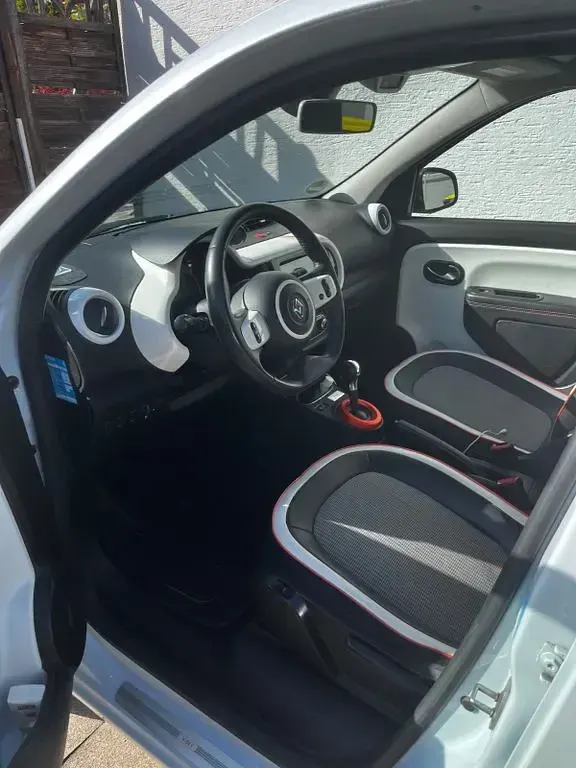 Gebraucht Renault Twingo Vibes 60 kW (82 PS) 2021 Schwarz Kleinwagen