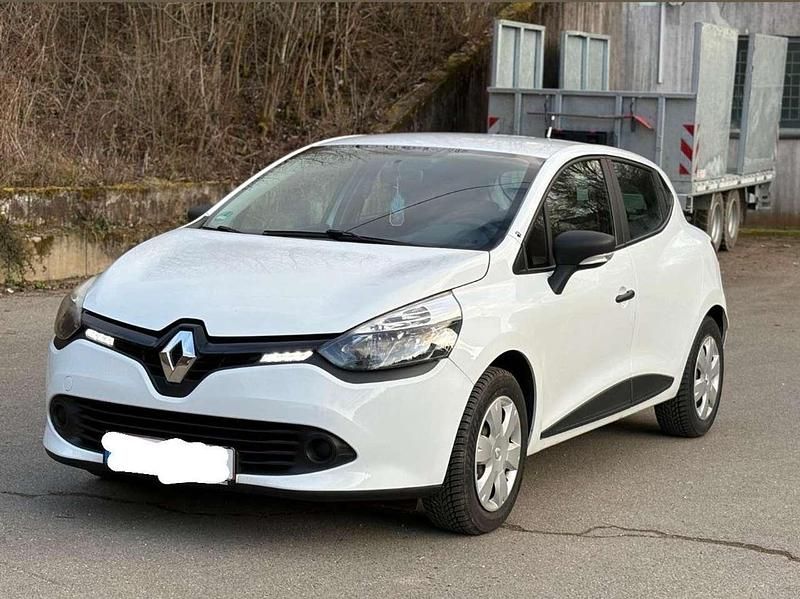 Gebraucht Renault Clio IV Life 73 PS (53 kW) 2016 Beige Limousine