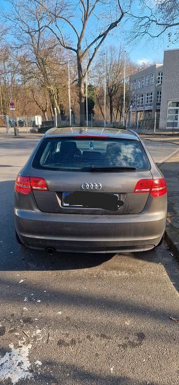 Gebraucht Audi A3 Ambition 105 PS (77 kW) 2011 Grau Kleinwagen