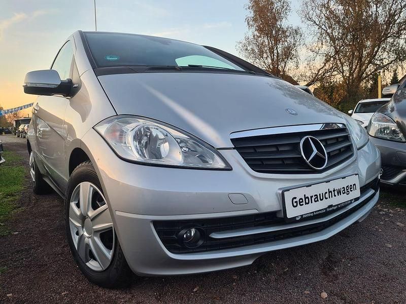 Gebraucht Mercedes A160 Avantgarde 95 PS (69 kW) 2009 Silber Limousine