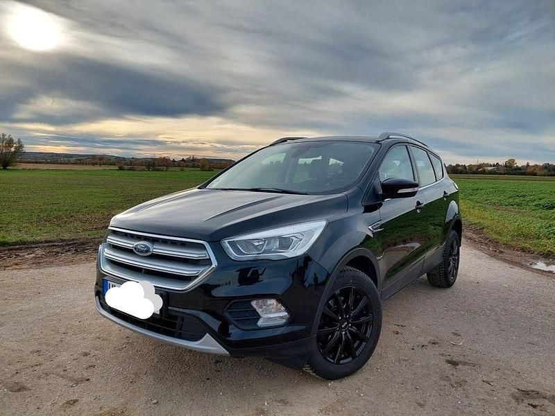 Gebraucht Ford Kuga Cool & Connect 150 PS (110 kW) 2019 Schwarz SUV