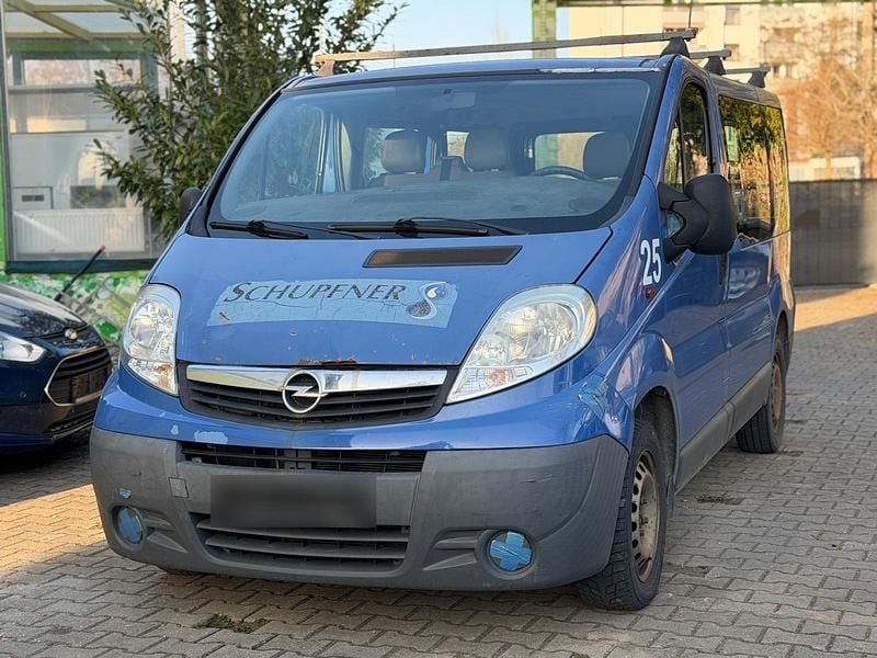 Gebraucht Opel Vivaro 114 PS (83 kW) 2010 Blau Van / Kleinbus
