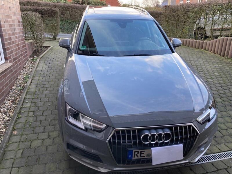 Grau Gebraucht 2018 Audi A4 Allroad Design Kombi | 25.500 € (Fairer Preis) - Bild 1/4