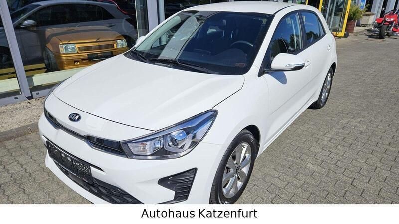 Weiß Gebraucht 2021 Kia Rio Vision Kleinwagen | 13.490 € (Fairer Preis) - Bild 1/4