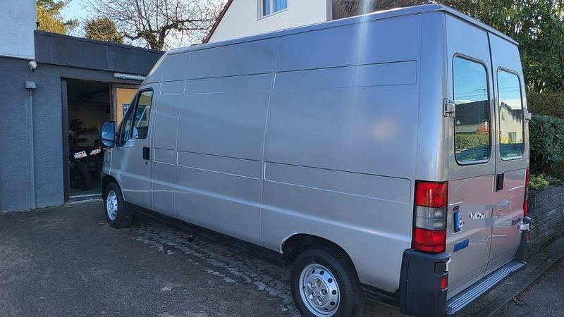 Gebraucht Fiat Ducato 128 PS (94 kW) 2000 Silber Van