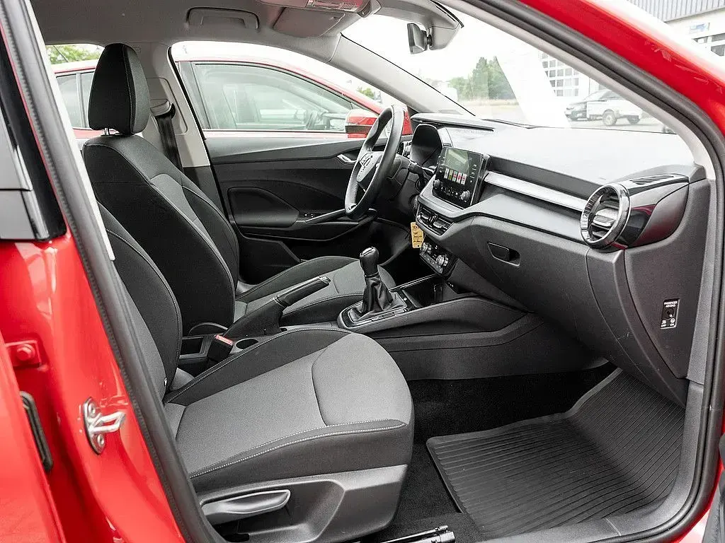 Gebraucht Skoda Fabia Selection 80 PS (58 kW) 2023 Velvet rot Kleinwagen