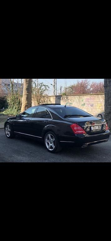 Gebraucht Mercedes S350 258 PS (189 kW) 2013 Schwarz Limousine