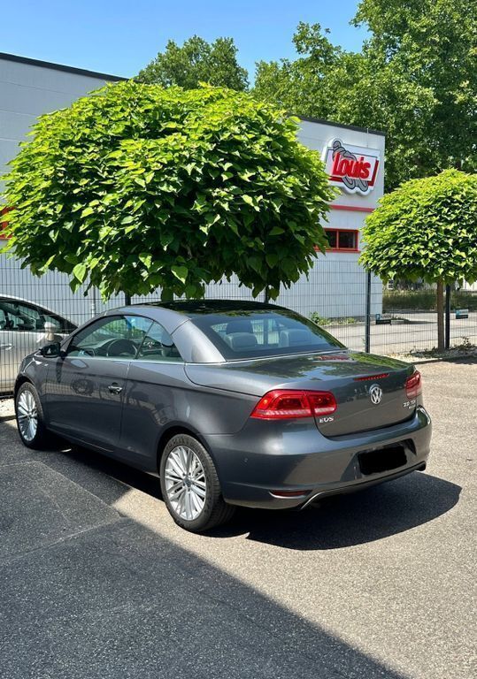 Grau Gebraucht 2014 VW Eos Cup Cabrio | 11.800 € (Guter Preis) - Bild 1/4