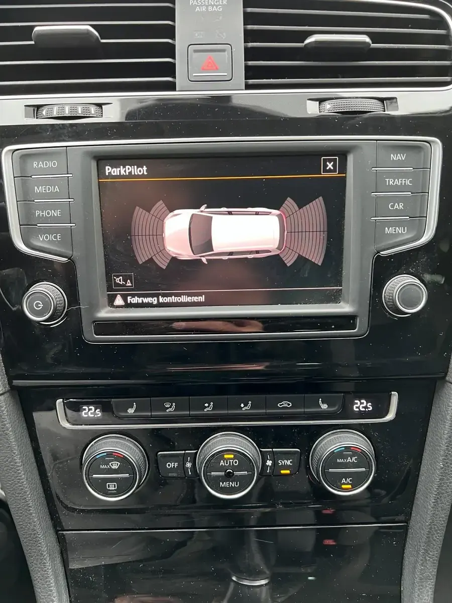 Gebraucht VW Golf VII 125 PS (91 kW) 2015 Schwarz Kombi