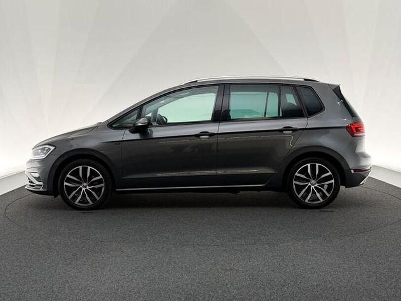 Usado VW Golf VII Join 131 HP (96 kW) 2018 Cinzento Sedan