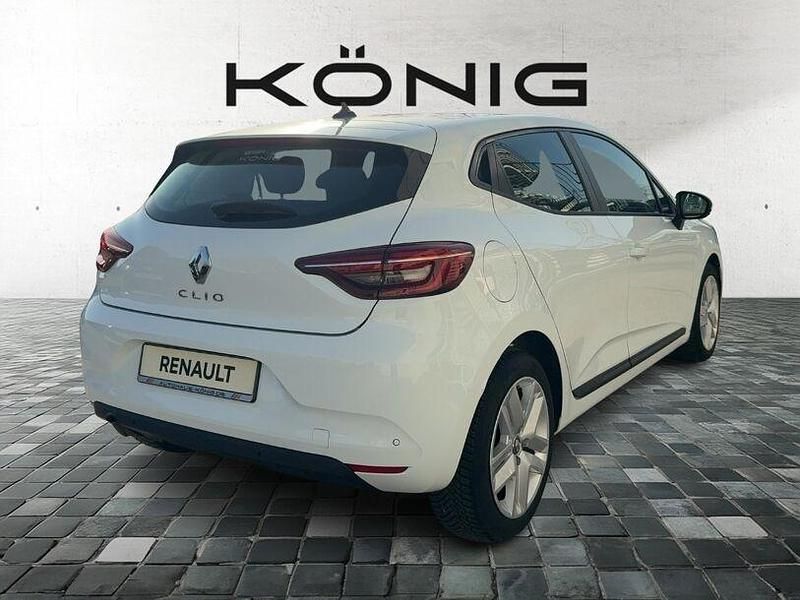 Gebraucht Renault Clio V SE 67 PS (49 kW) 2021 Weiss Limousine