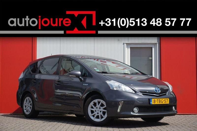 Grau Gebraucht 2013 Toyota Prius+ Limited Van / Kleinbus | 9.249 € (Fairer Preis) - Bild 1/4
