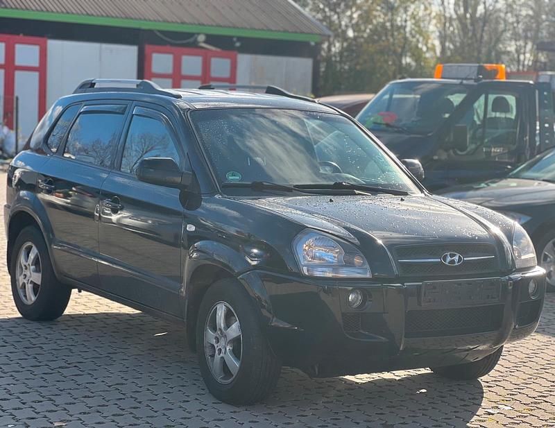 Schwarz Gebraucht 2006 Hyundai Tucson SUV | 2.490 € (Superpreis) - Bild 1/4
