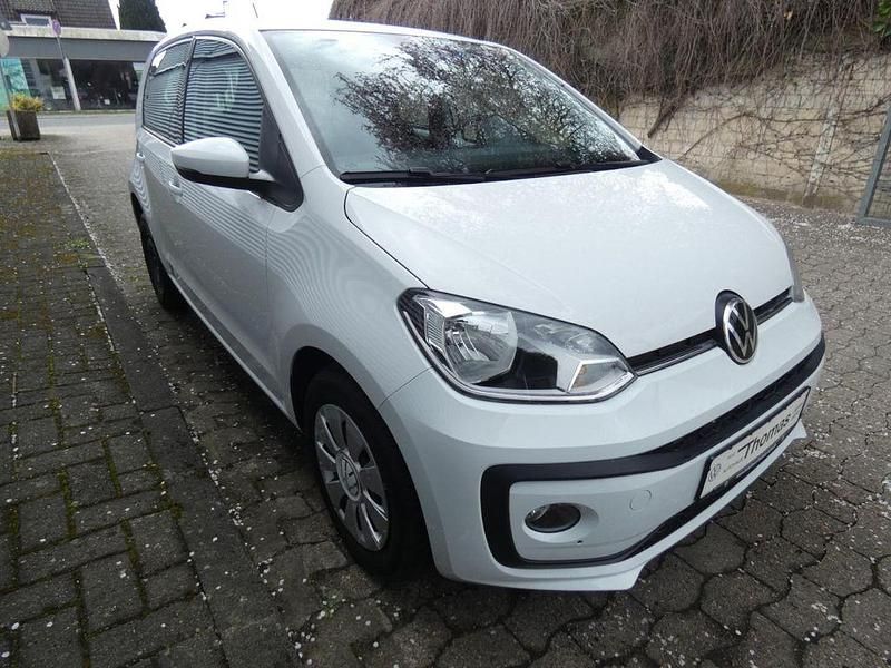 Second-hand VW up! 65 CP (47 kW) 2022 Alb Hatchback