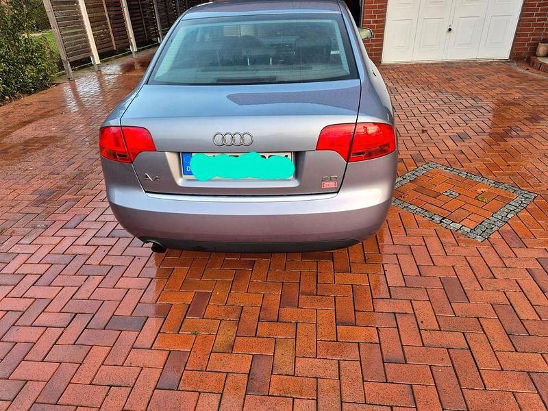 Gebraucht Audi A4 131 PS (96 kW) 2005 Silber Limousine