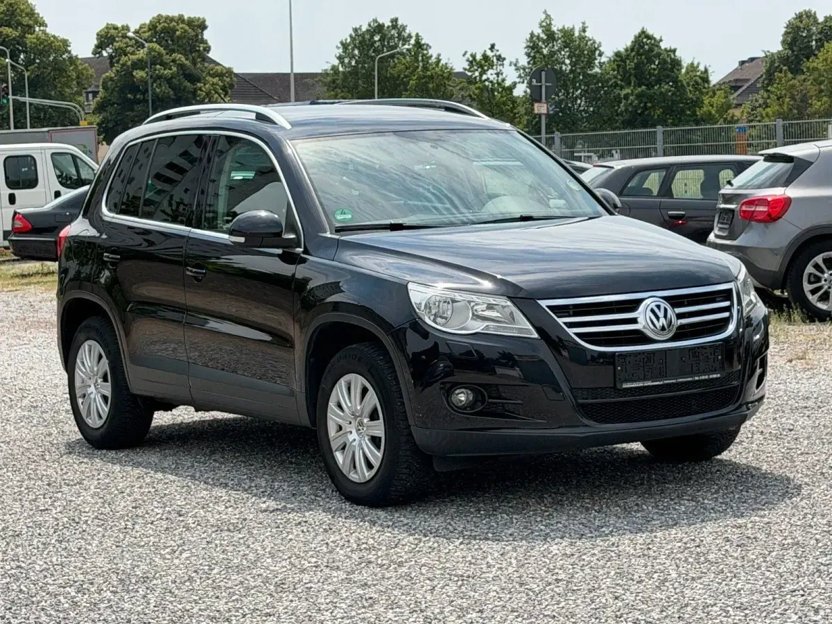 Gebraucht VW Tiguan Sportline 150 PS (110 kW) 2010 Schwarz SUV