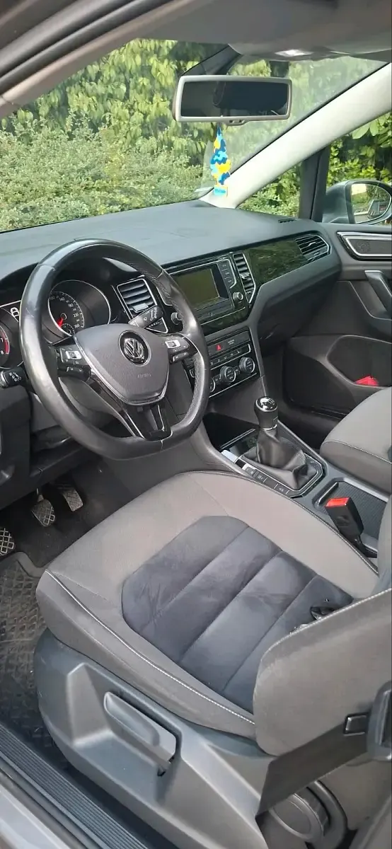 Gebraucht VW Golf VII 125 PS (91 kW) 2015 Grau Kleinwagen