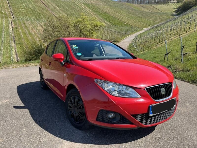 Rot Gebraucht 2010 Seat Ibiza ST Style Kombi | 3.400 € (Fairer Preis) - Bild 1/4