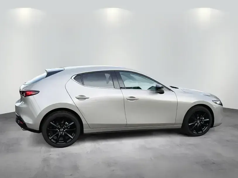 Neu Mazda 3 Homura-Line 140 PS (102 kW) 2026 Silber Limousine