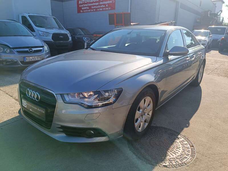 Grau Gebraucht 2012 Audi A6 Limousine | 9.000 € (Guter Preis) - Bild 1/4