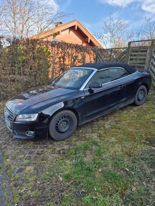 Schwarz Gebraucht 2010 Audi A5 Cabriolet Cabrio | 8.200 € (Superpreis) - Bild 1/4