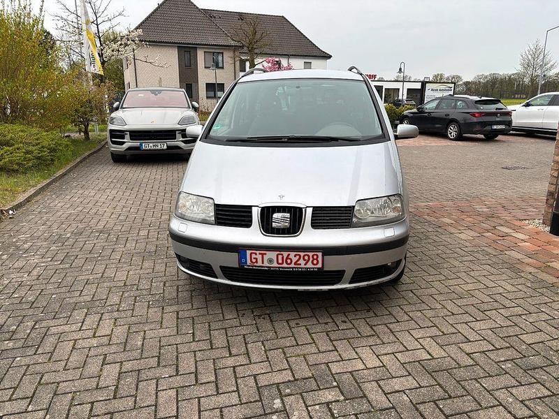 Gebraucht Seat Alhambra Vigo 140 PS (102 kW) 2009 Silber Van / Kleinbus