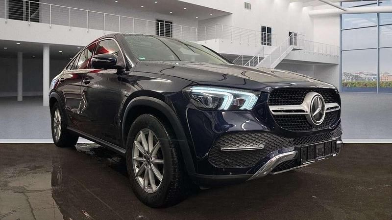 Gebraucht Mercedes GLE350 333 PS (244 kW) 2021 Blau Coupé