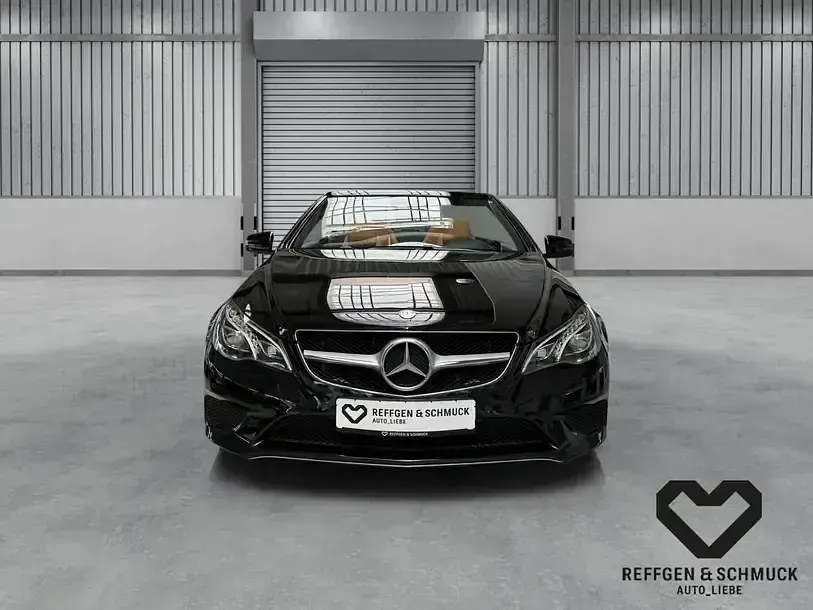 Gebraucht Mercedes E200 184 PS (135 kW) 2016 Obsidianschwarz (metallic) Cabrio