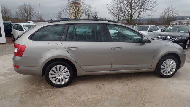 Gebraucht Skoda Octavia Solution 150 PS (110 kW) 2015 Beige metallic Kombi