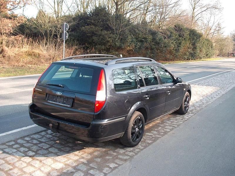 Gebraucht Ford Mondeo Ghia 125 PS (91 kW) 2003 Schwarz Limousine