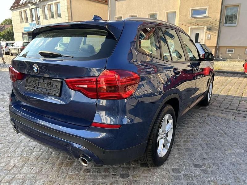 Gebraucht BMW X3 Advantage 190 PS (139 kW) 2017 Phytonicblau SUV
