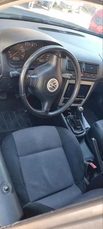 Gebraucht VW Golf IV 103 PS (75 kW) 2003 Kleinwagen