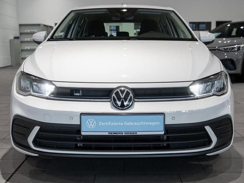 Gebraucht VW Polo Life 95 PS (69 kW) 2022 Weiß Kleinwagen