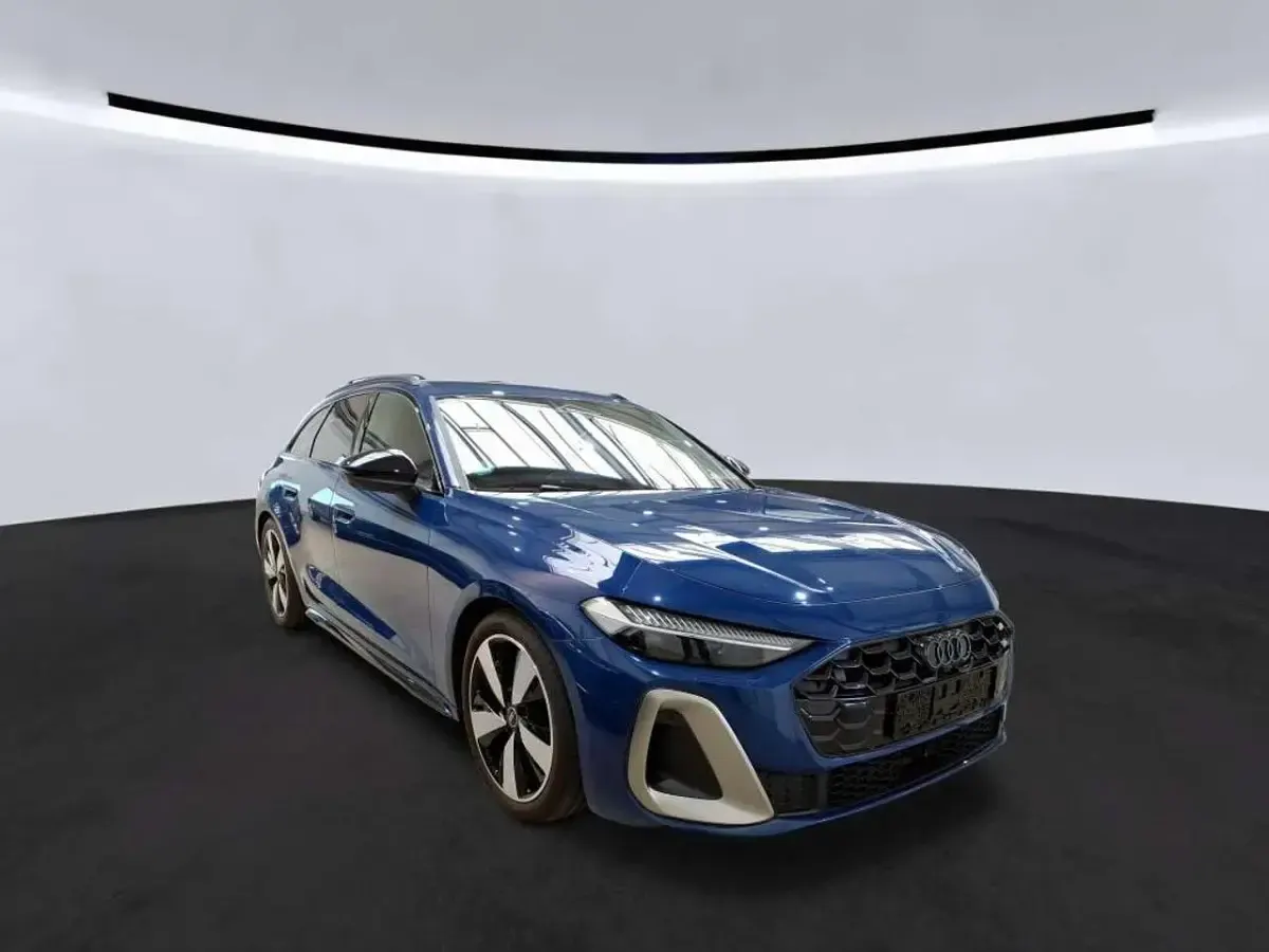 Gebraucht Audi A5 Edition .1 150 PS (110 kW) 2025 Ascariblau metallic Kombi
