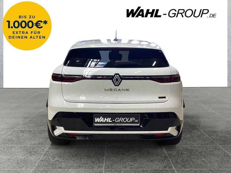 Gebraucht Renault Megane E-Tech Equilibre 96 kW (131 PS) 2023 Weiß Limousine