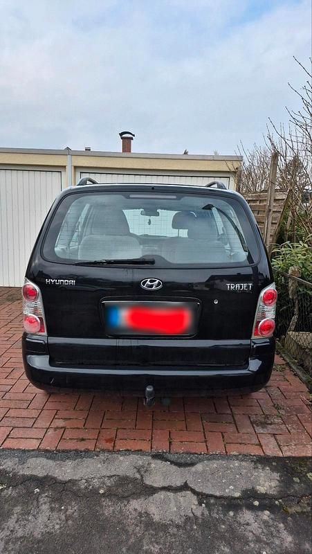 Gebraucht Hyundai Trajet 136 PS (100 kW) 2005 Schwarz Van / Kleinbus