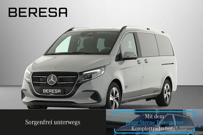 Grau Gebraucht 2024 Mercedes V250 Style Van / Kleinbus | 65.840 € - Bild 1/3